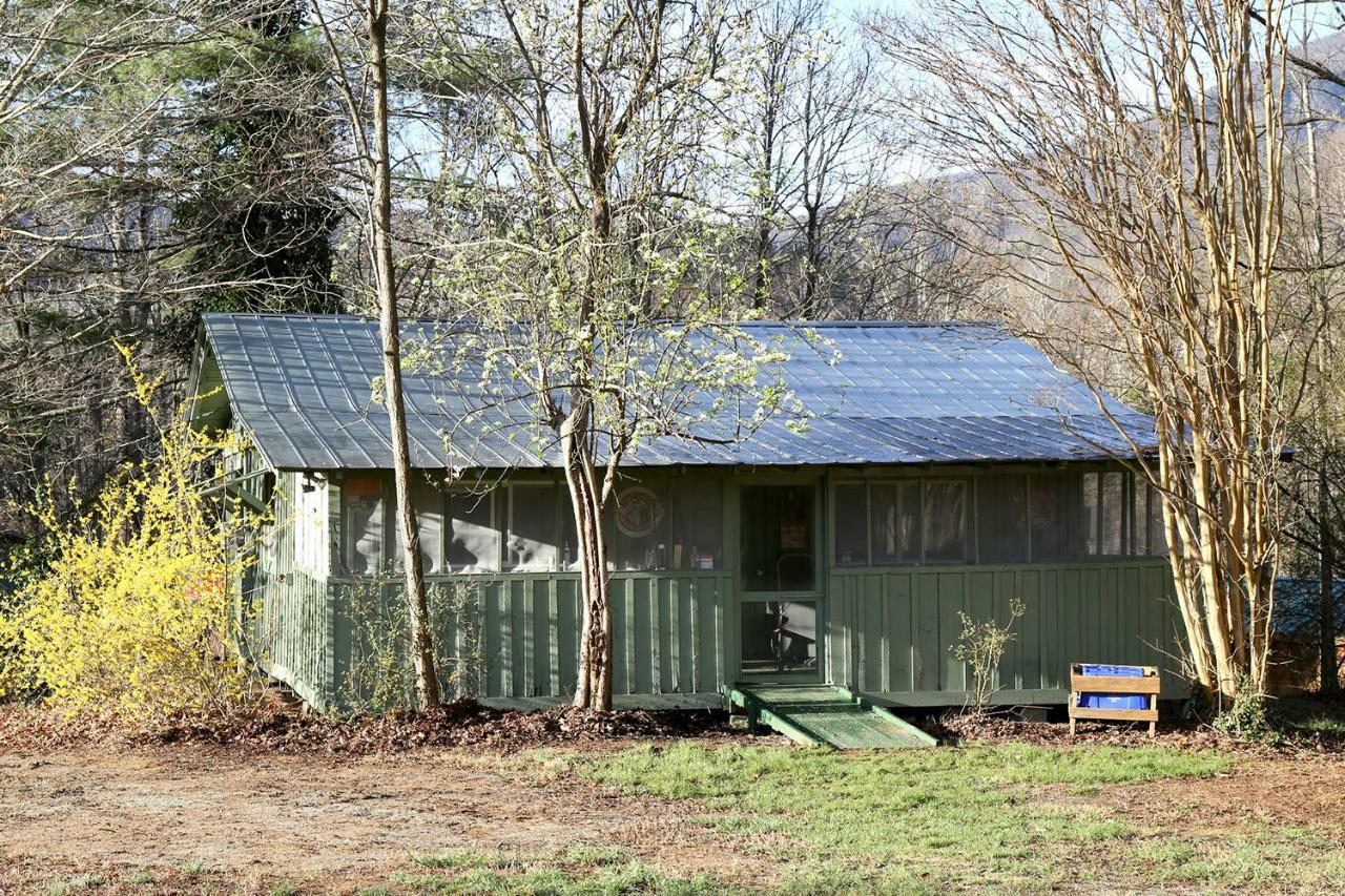 Pine Gables Cabins Villa Lake Lure Bagian luar foto